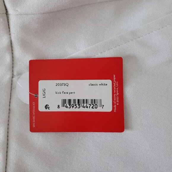 NWT SPANX Hi-Rise Smoothing Shapewear Kick Flare Pants Opaque White Size L - Picture 12 of 14